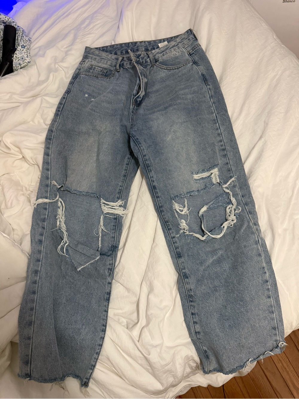 SHEIN Light Blue Distressed Wide-Leg Jeans
